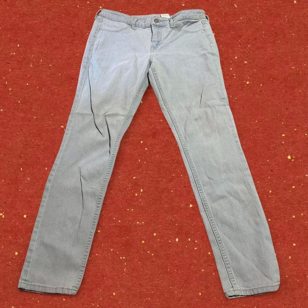 Light blue skinny Jeans